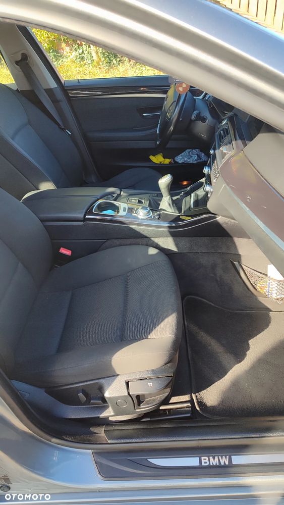 BMW Seria 5 - 12