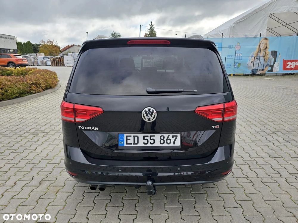 Volkswagen Touran 2015 photo 4
