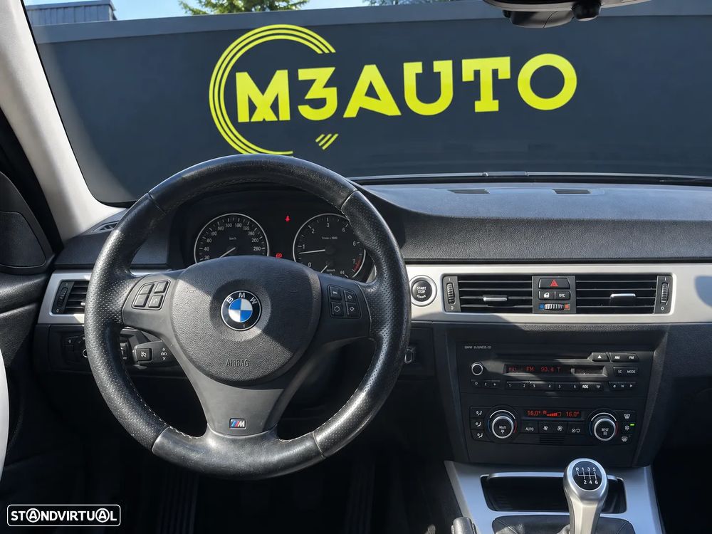 BMW 320 d - 6