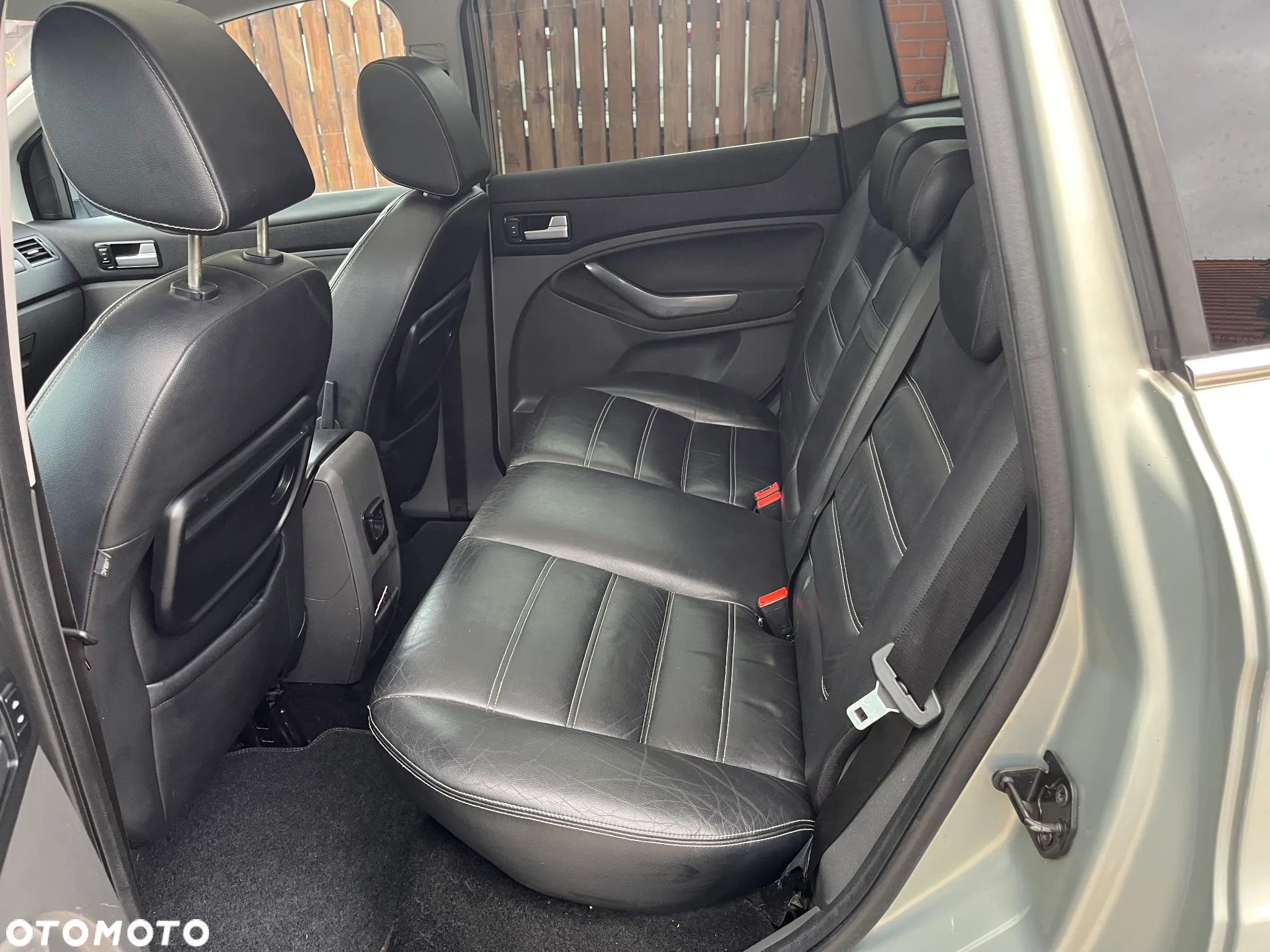Ford Kuga 2.0 TDCi Titanium - 9