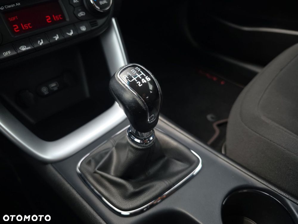 Kia Ceed - 23