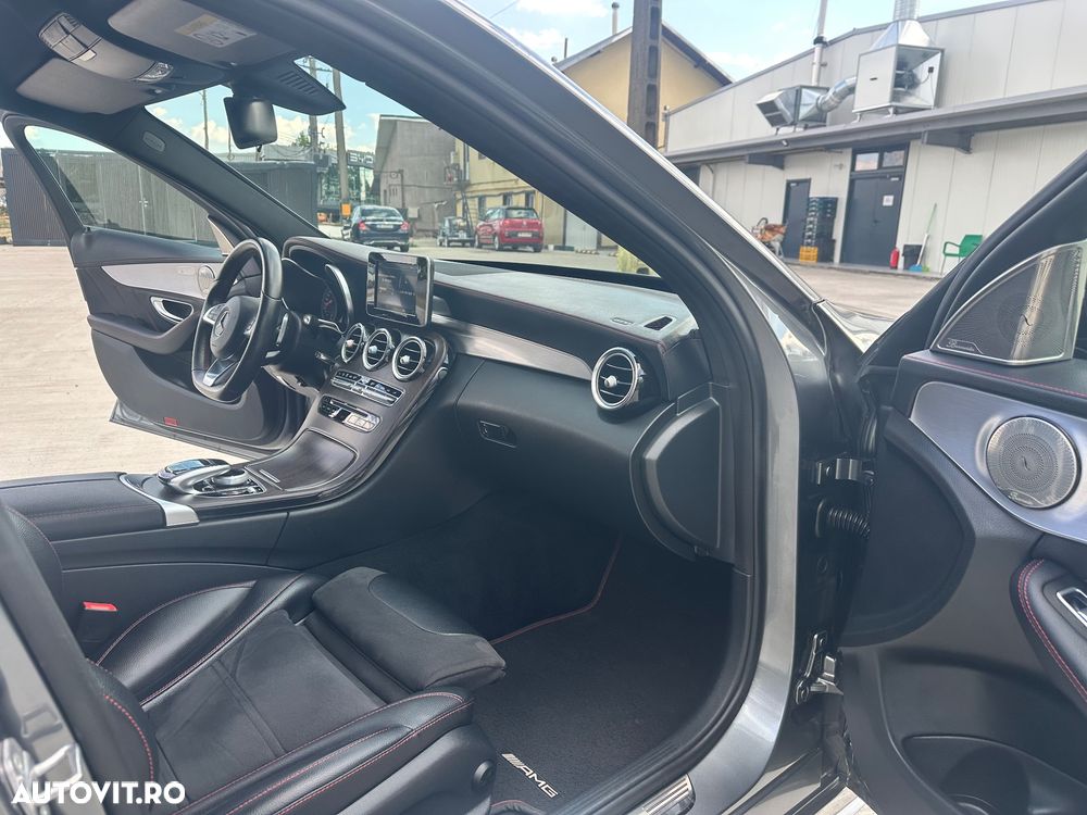 Mercedes-Benz C 43 AMG - 12