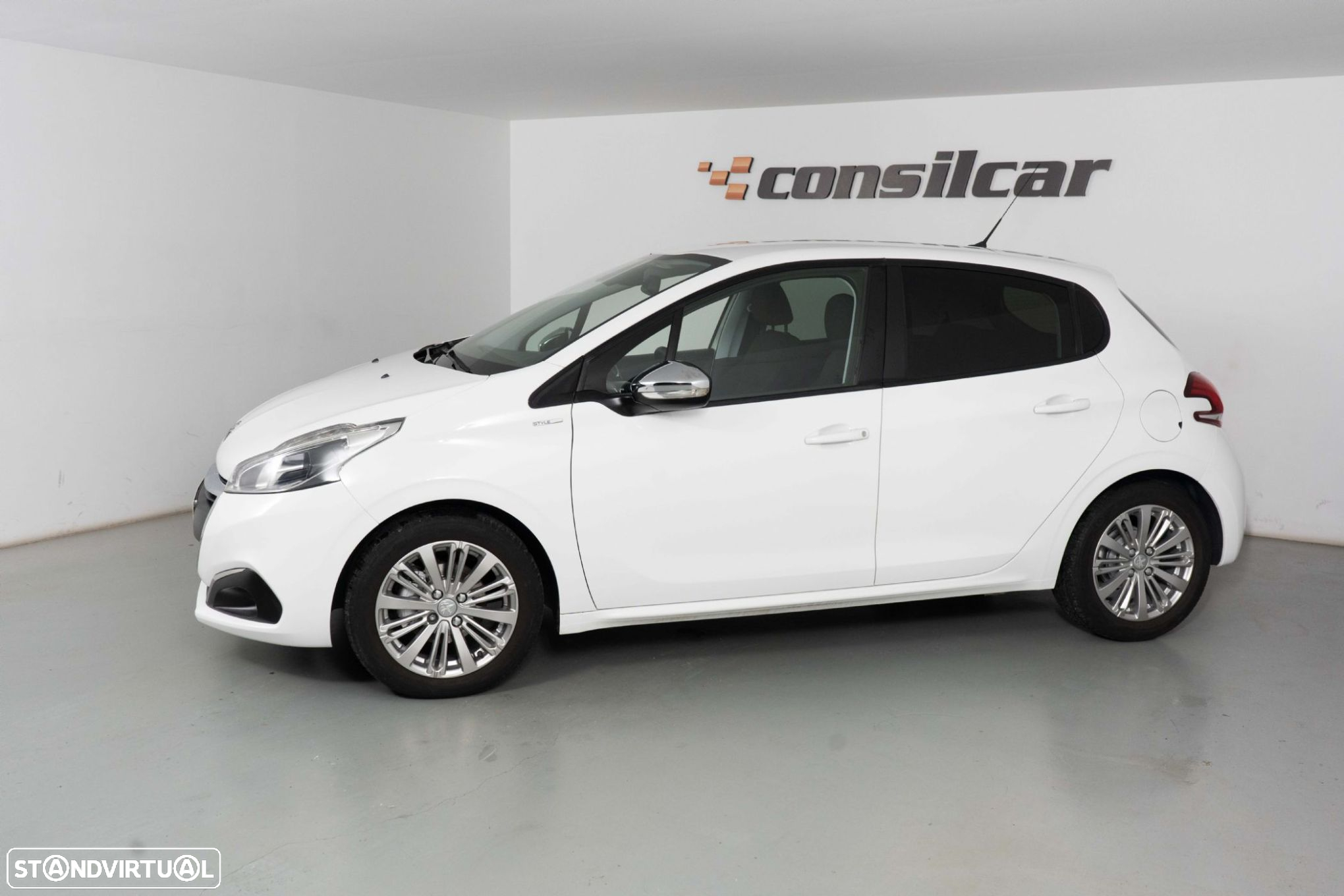 Peugeot 208 1.2 PureTech Style - 6