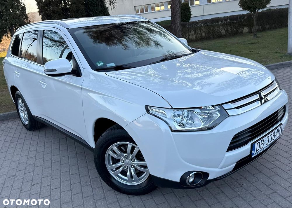 Mitsubishi Outlander 2.0 2WD Invite - 12
