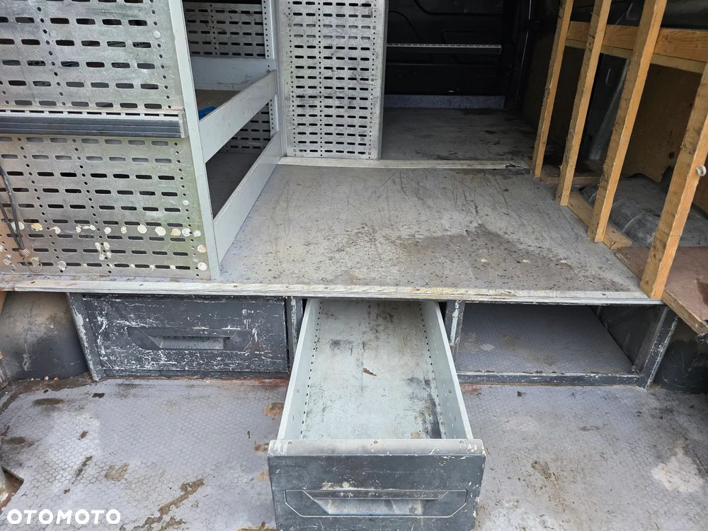 Ford Transit Custom - 21
