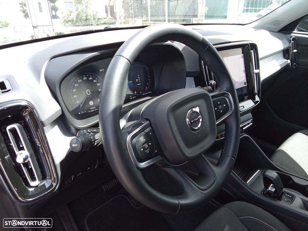 Volvo XC 40 1.5 T4 PHEV Plus Dark - 26