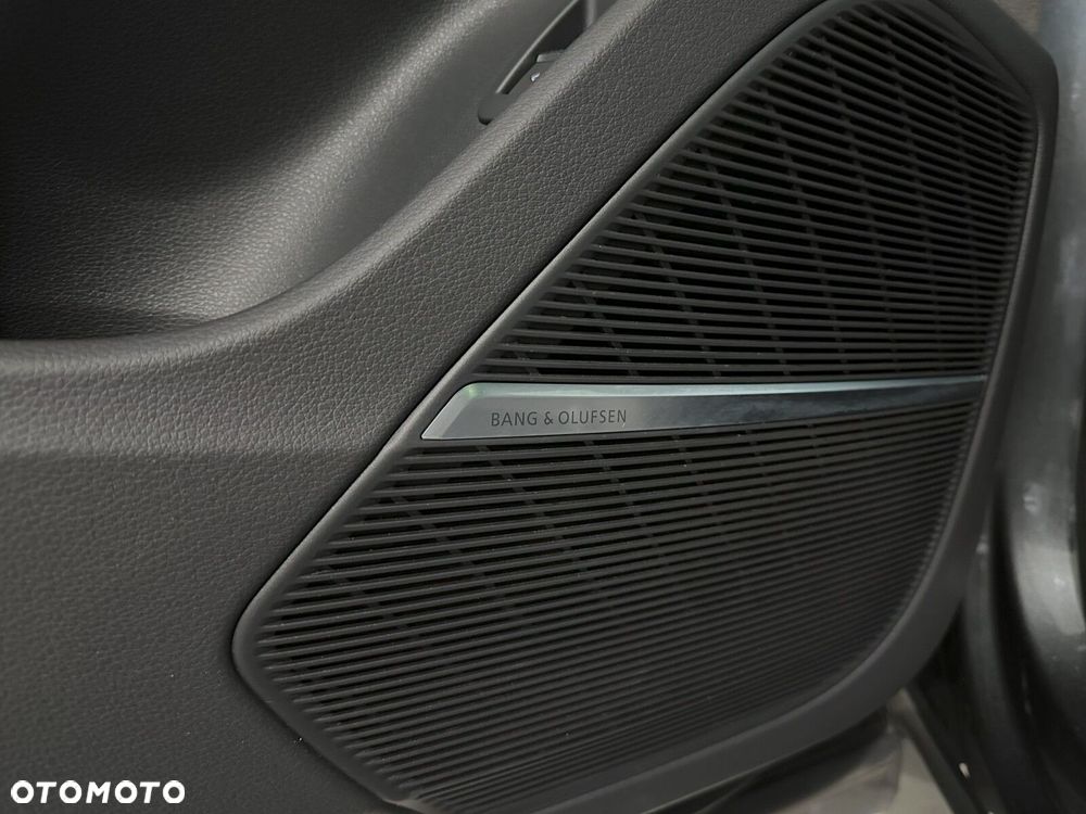 Audi SQ8 - 19