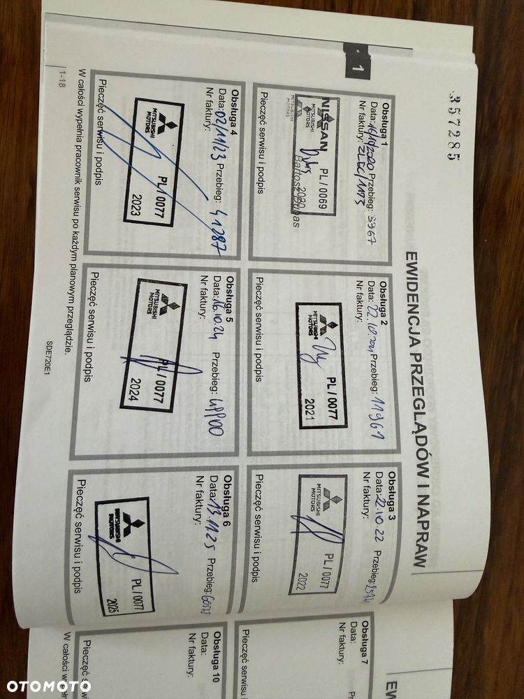 Mitsubishi Outlander 2.0 Instyle + 4WD CVT - 39