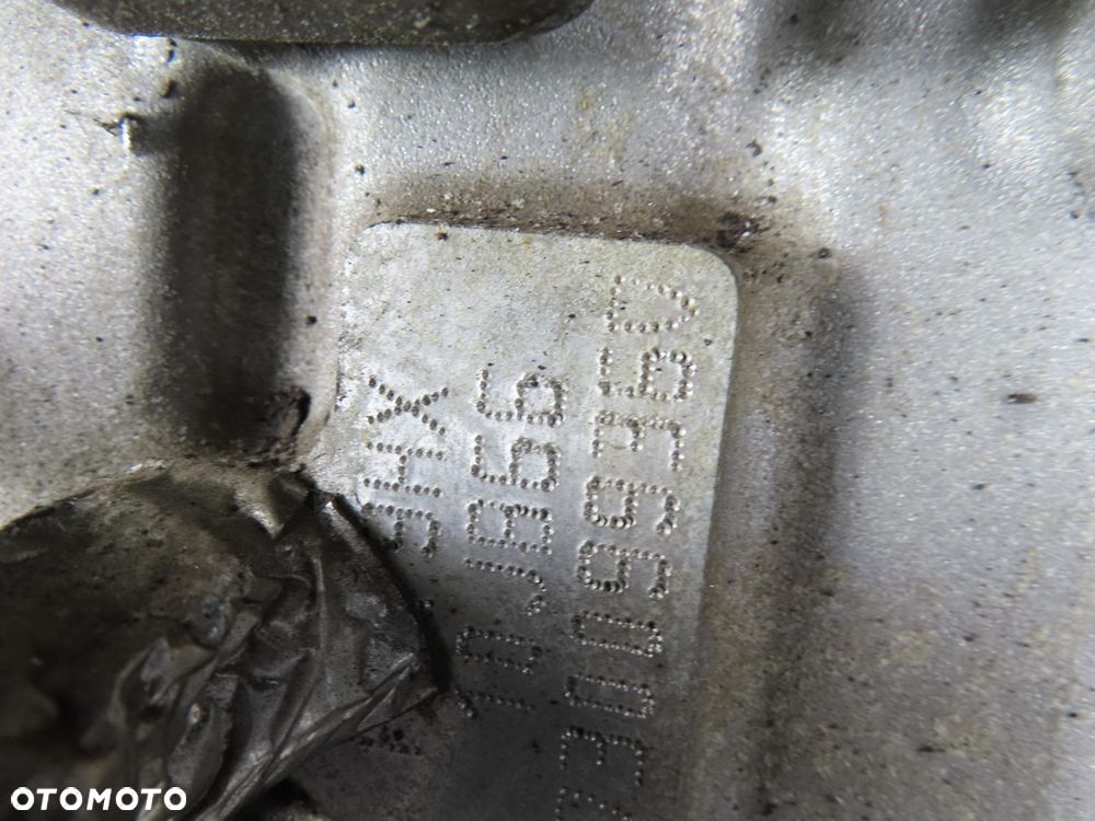 SILNIK CITROEN C4 I 1.6 HDi 9HX - 6