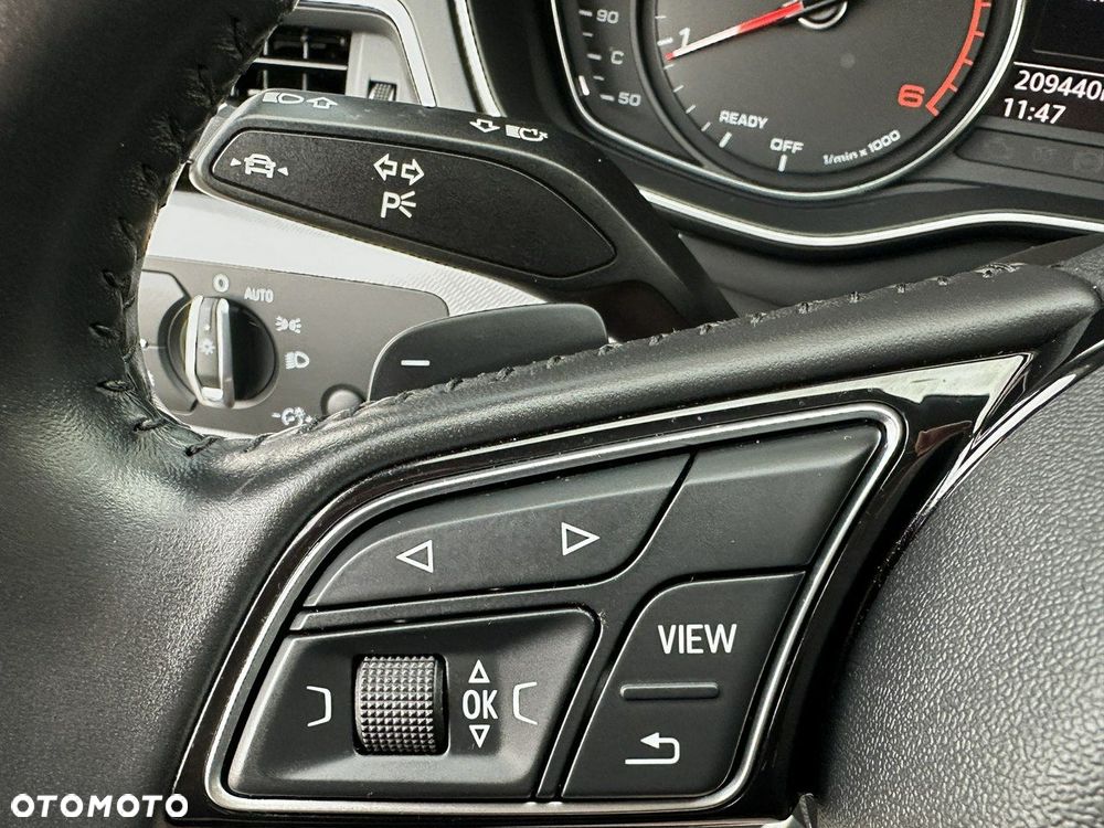 Audi A4 Avant 2.0 TDI ultra S tronic sport - 22