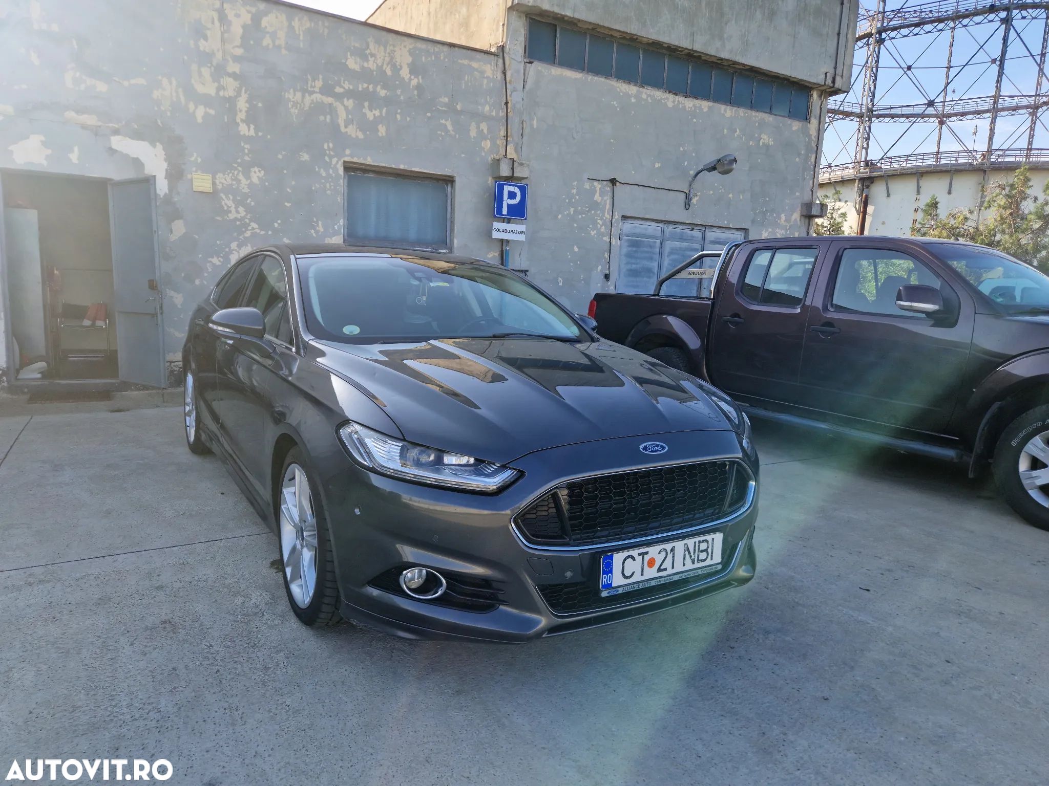 Ford Mondeo 2.0 TDCi Powershift Business - 1