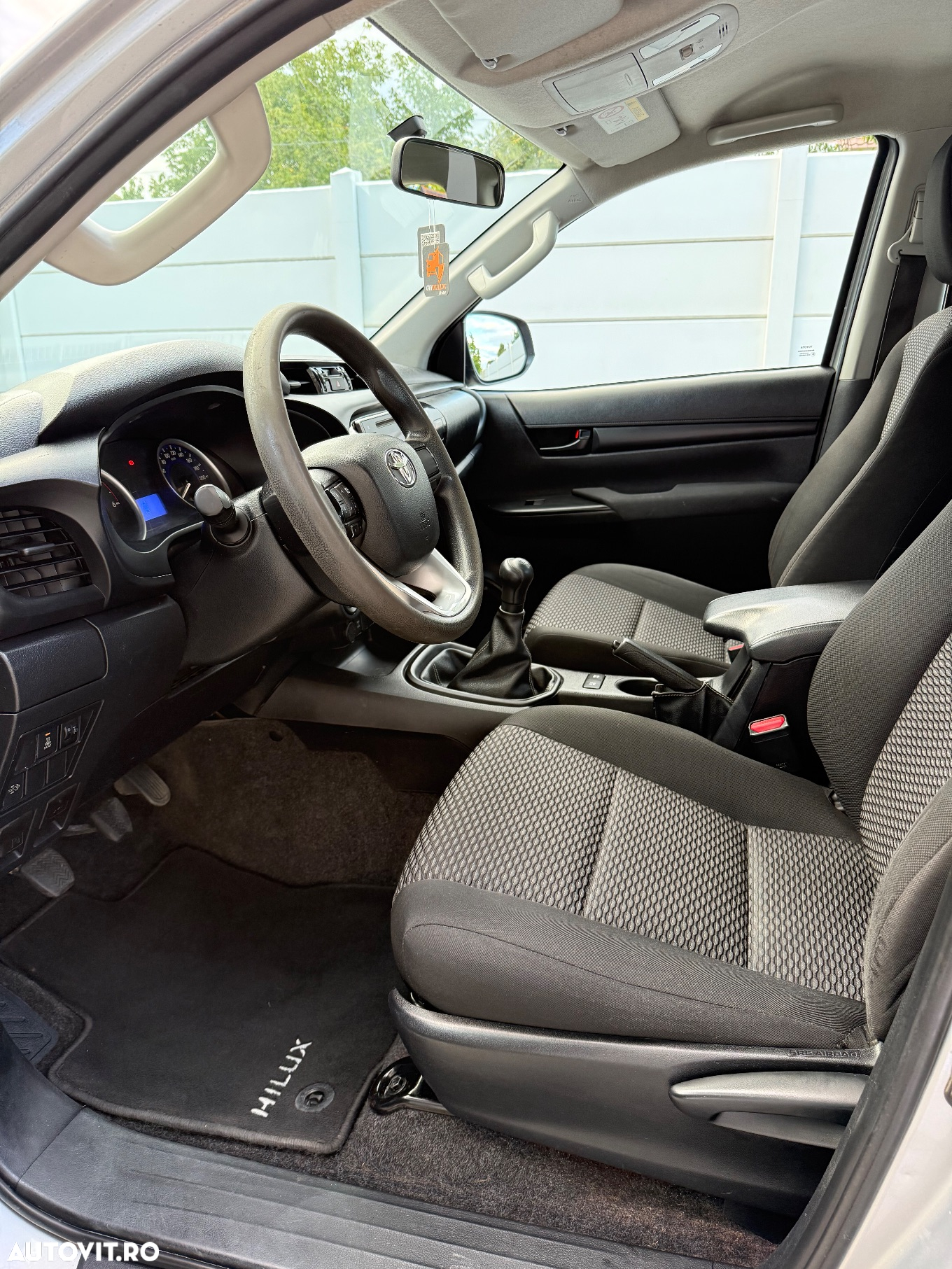 Toyota Hilux 2.4D 150CP 4x4 Double Cab 6MT Style - 7