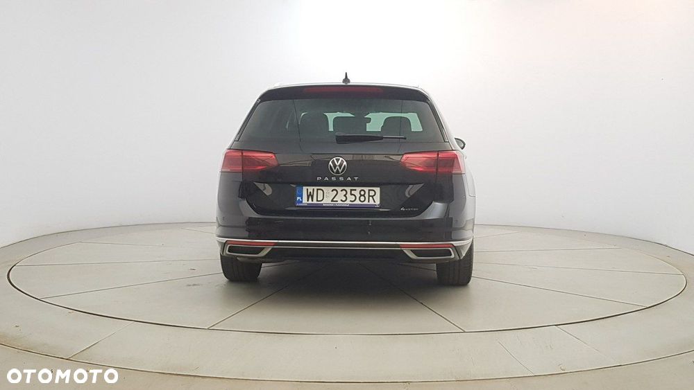 Volkswagen Passat - 6