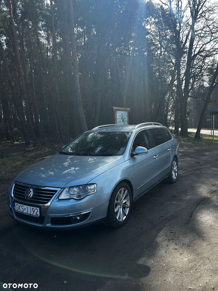 Volkswagen Passat 3.2 V6 FSI 4Mot Highline DSG - 1