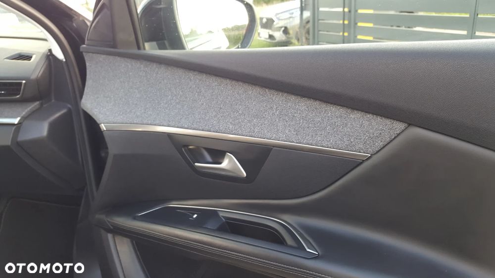 Peugeot 3008 BlueHDi 120 Stop & Start Allure - 21