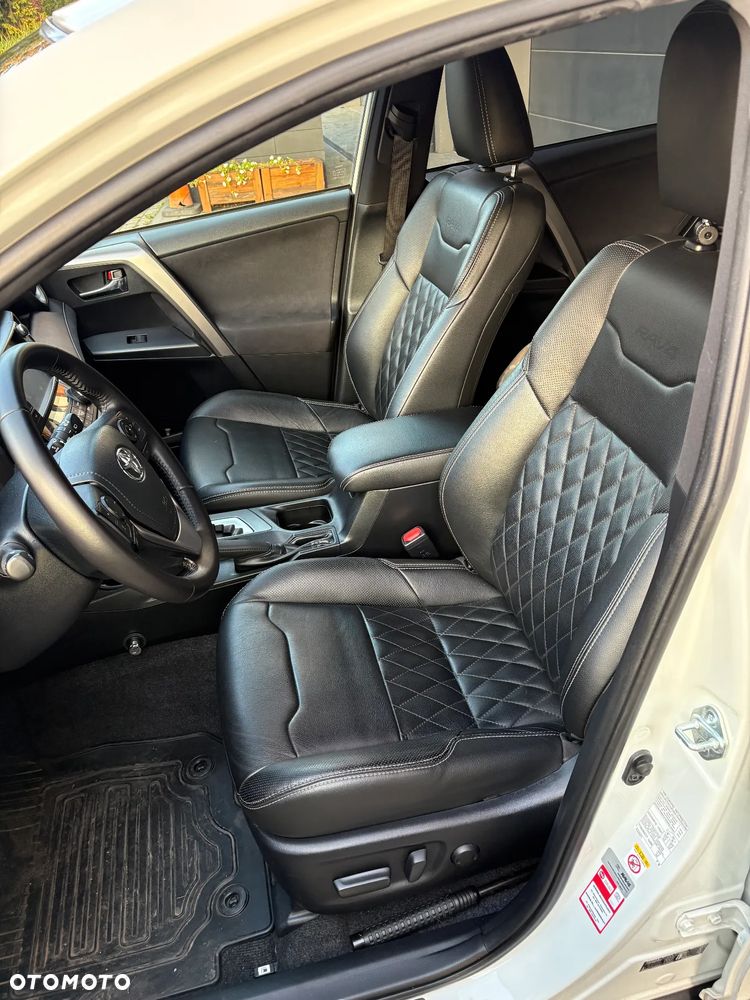 Toyota RAV4 Hybrid Prestige 4x2 - 23
