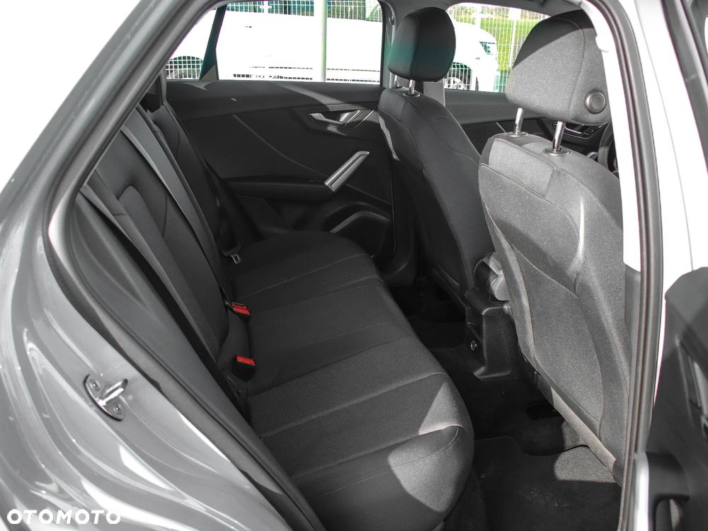 Audi Q2 30 TFSI - 13