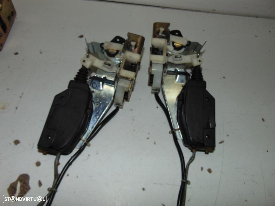 Jaguar XJ40 fechos das portas - 3