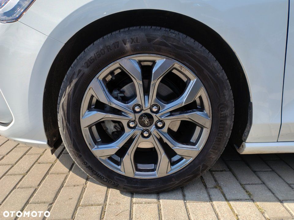 Ford Focus - 8