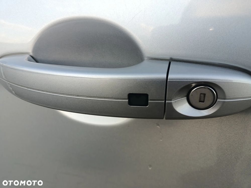 Ford S-Max 2.2 TDCi DPF Durashift-6-tronic Titanium - 28