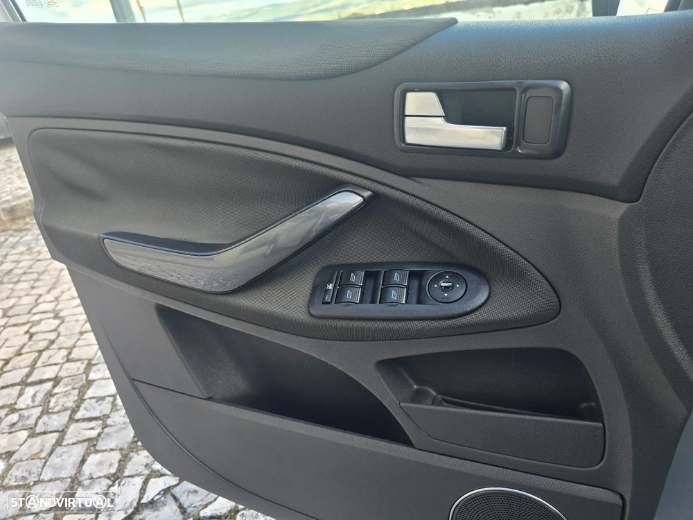 Ford Kuga 2.0 TDCi Titanium - 19