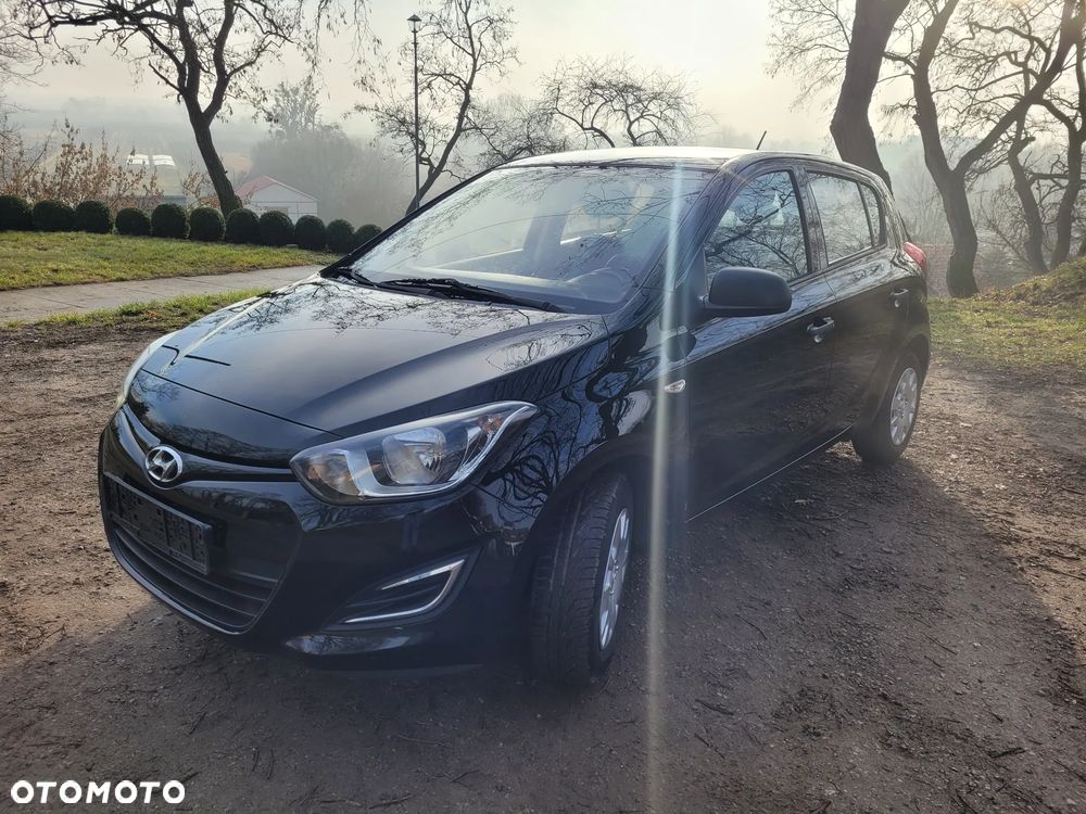 Hyundai i20 1.2 Fifa World Cup Edition - 12