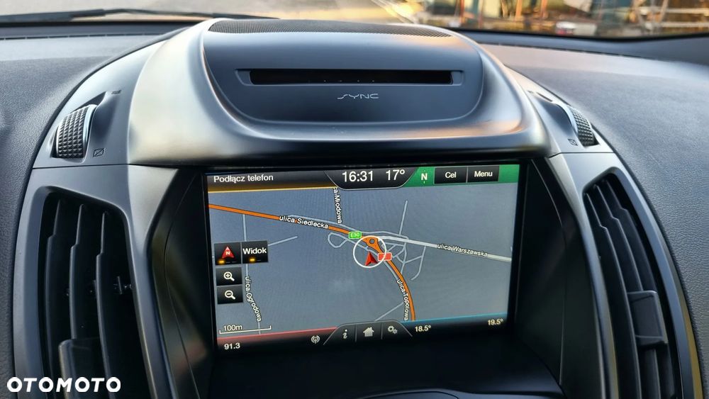 Ford Kuga 2.0 TDCi 2x4 Titanium - 28