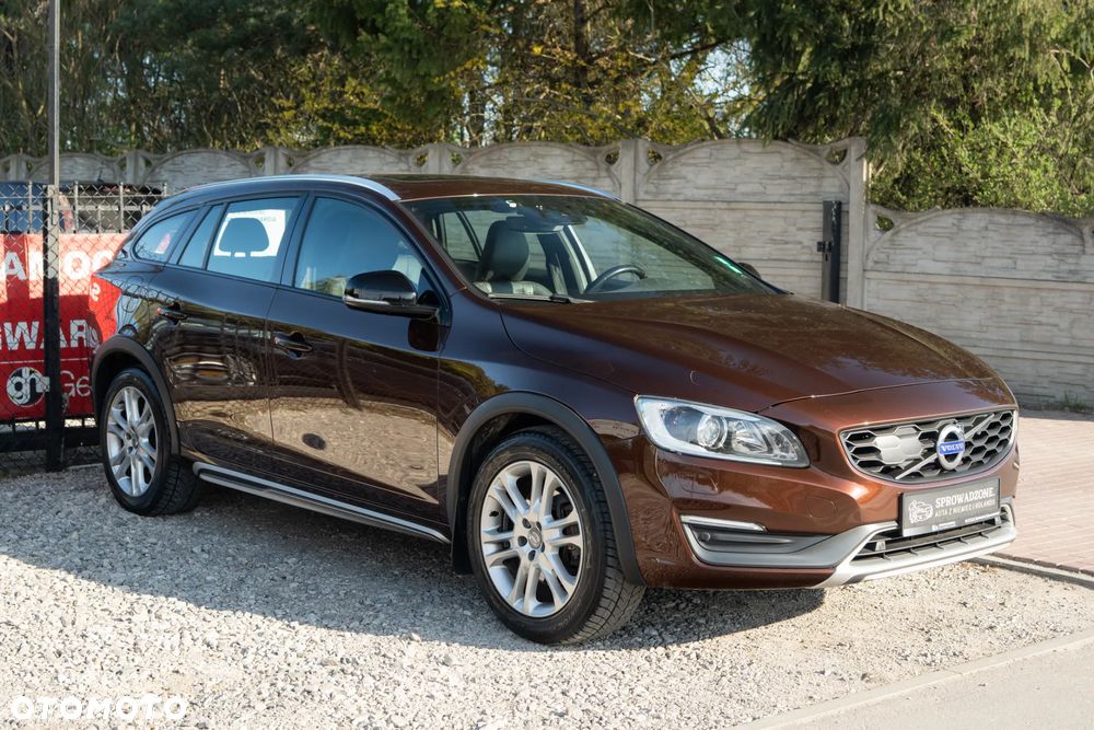 Volvo V60 Cross Country D4 Momentum - 38