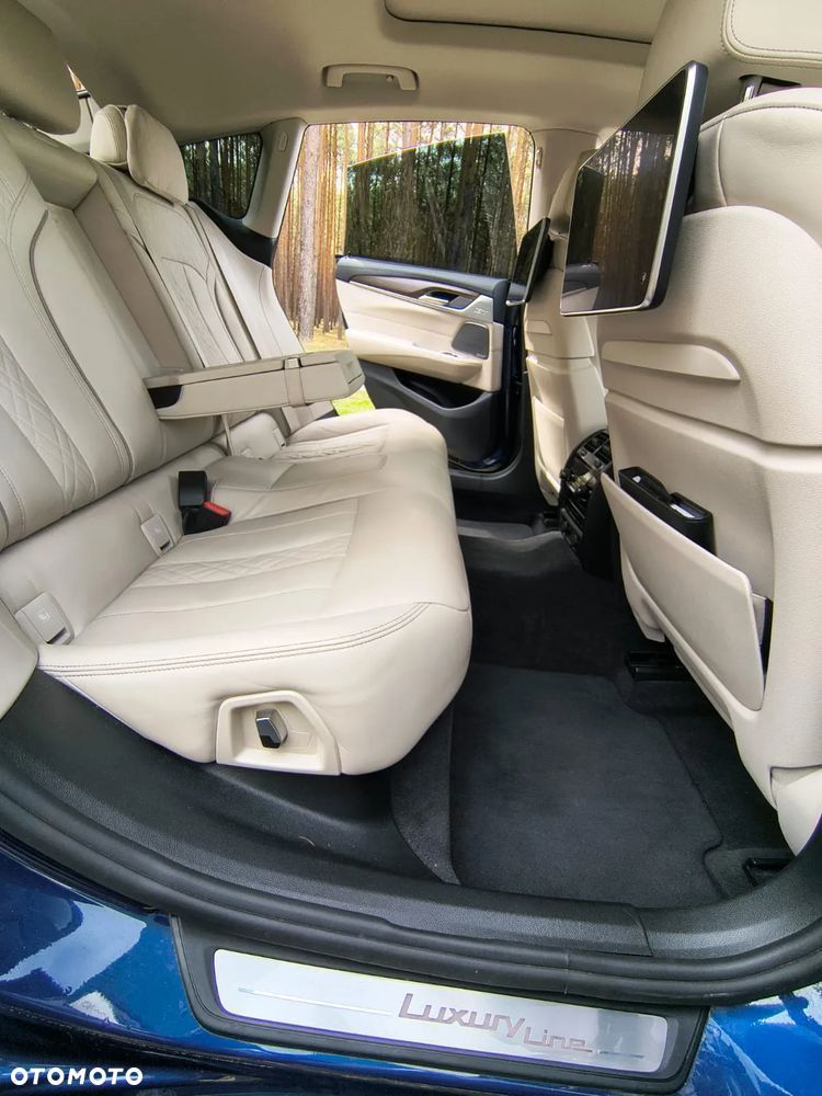 BMW 6GT 640d xDrive - 11