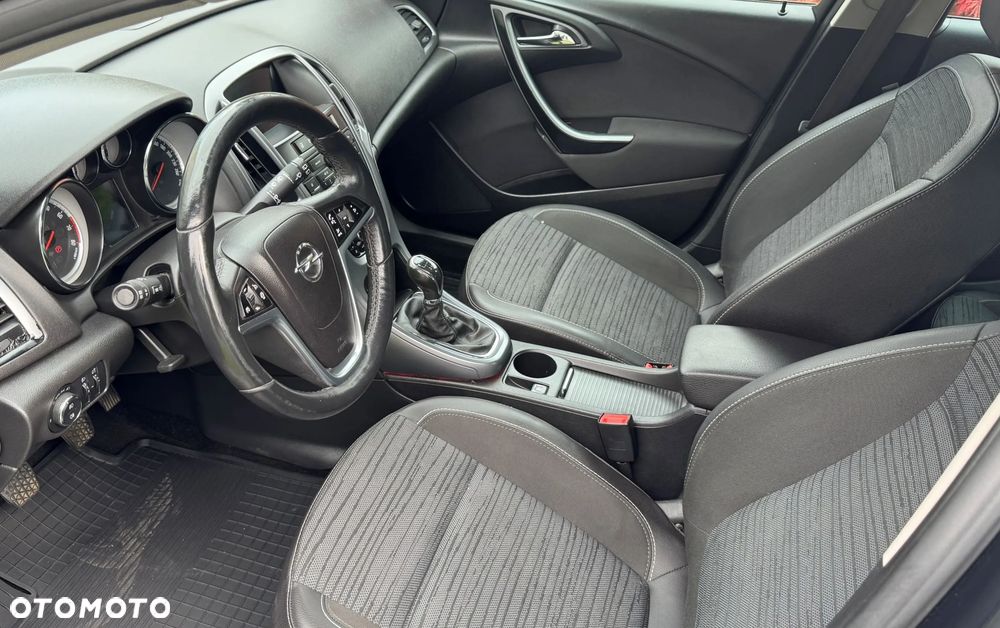 Opel Astra 1.4 Turbo - 9