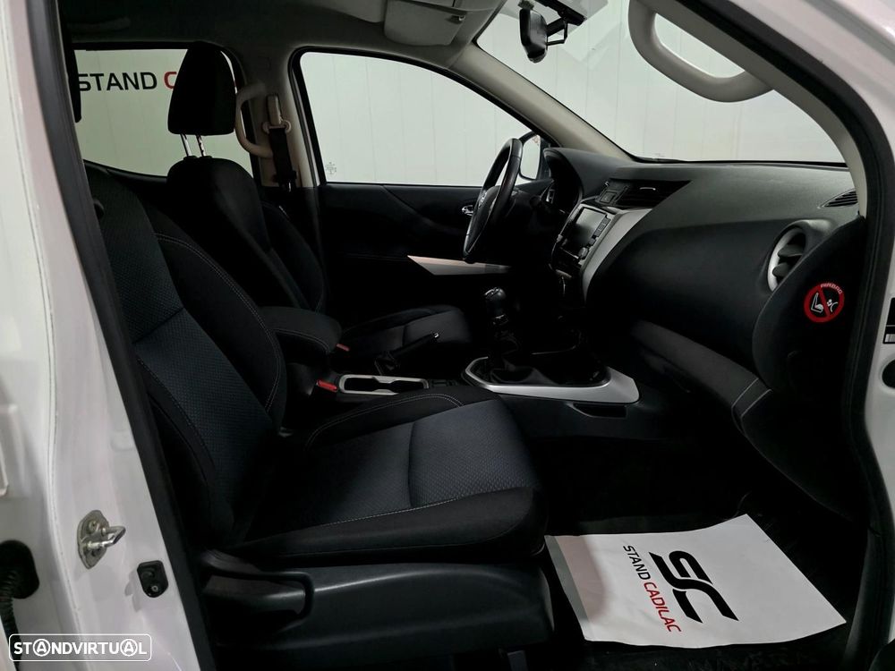 Nissan Navara 2.3 DCI 4WD N-CONNECTA NACIONAL 5 LUGARES - 36