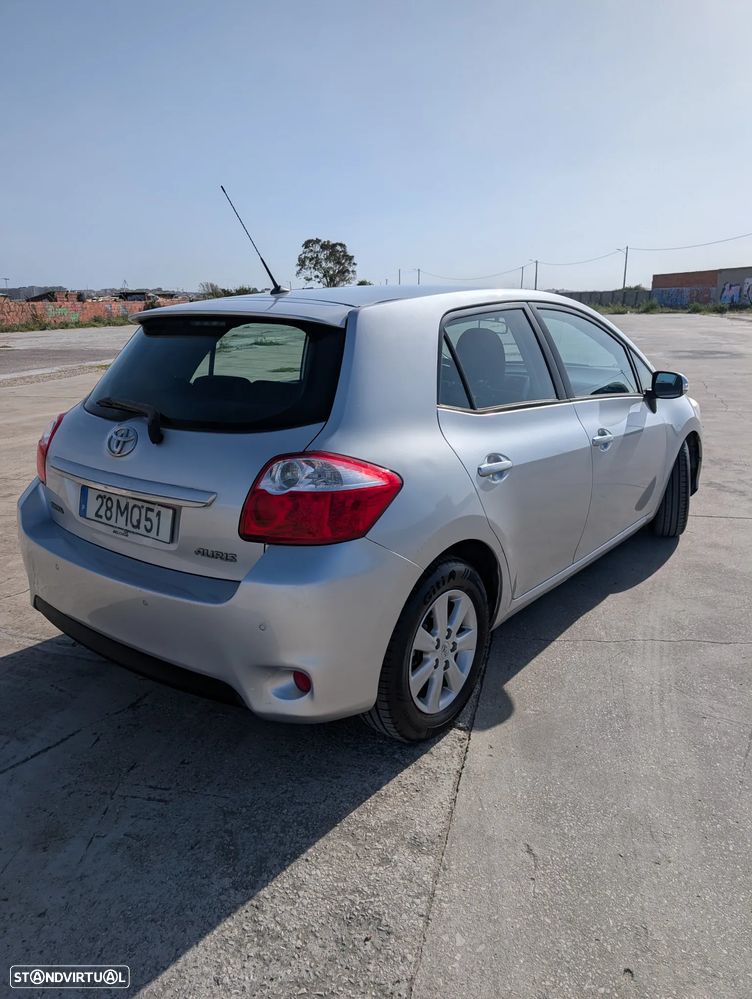 Toyota Auris 1.4 D-4D Comfort - 8