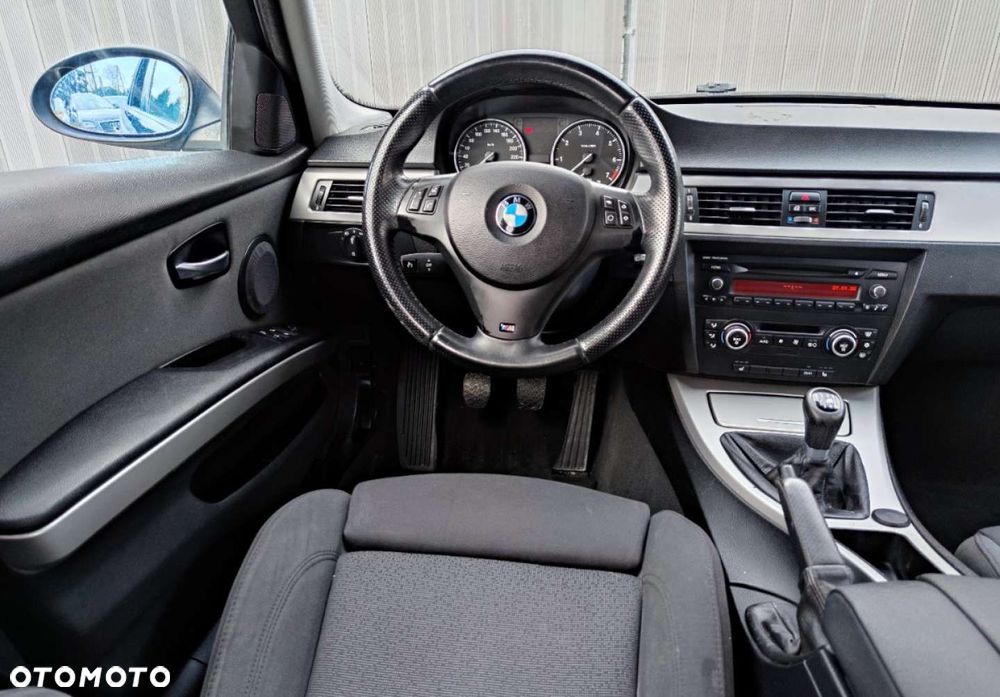 BMW Seria 3 - 24