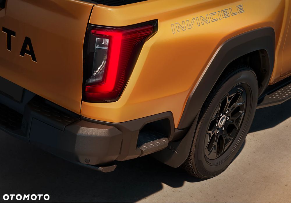 Toyota Hilux 2.8 D-4D mHEV Double Cab Invincible 4x4 - 7