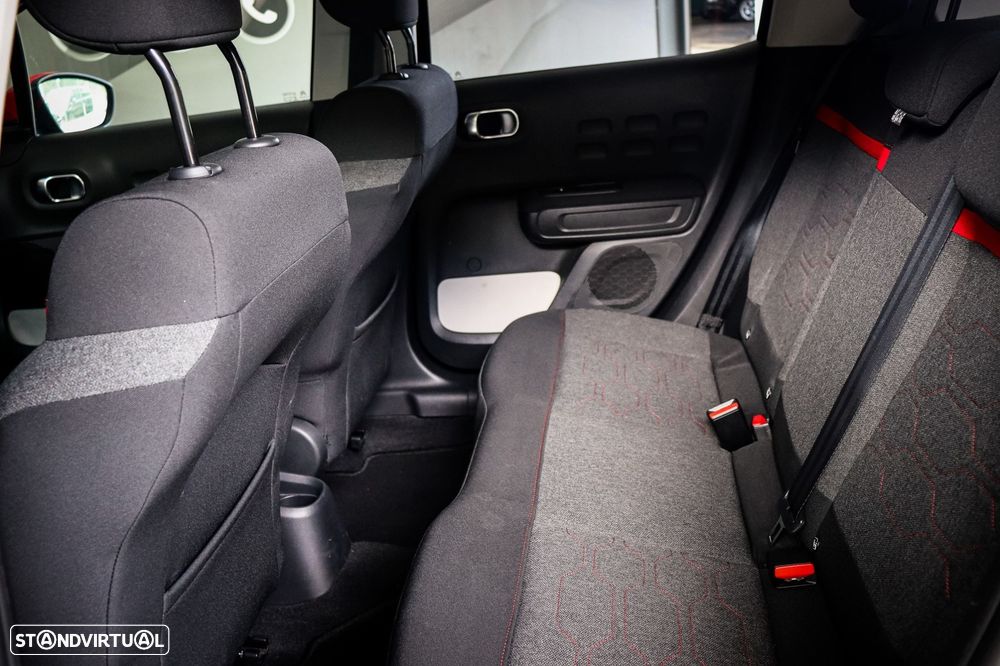 Citroën C3 1.2 PureTech Shine - 24