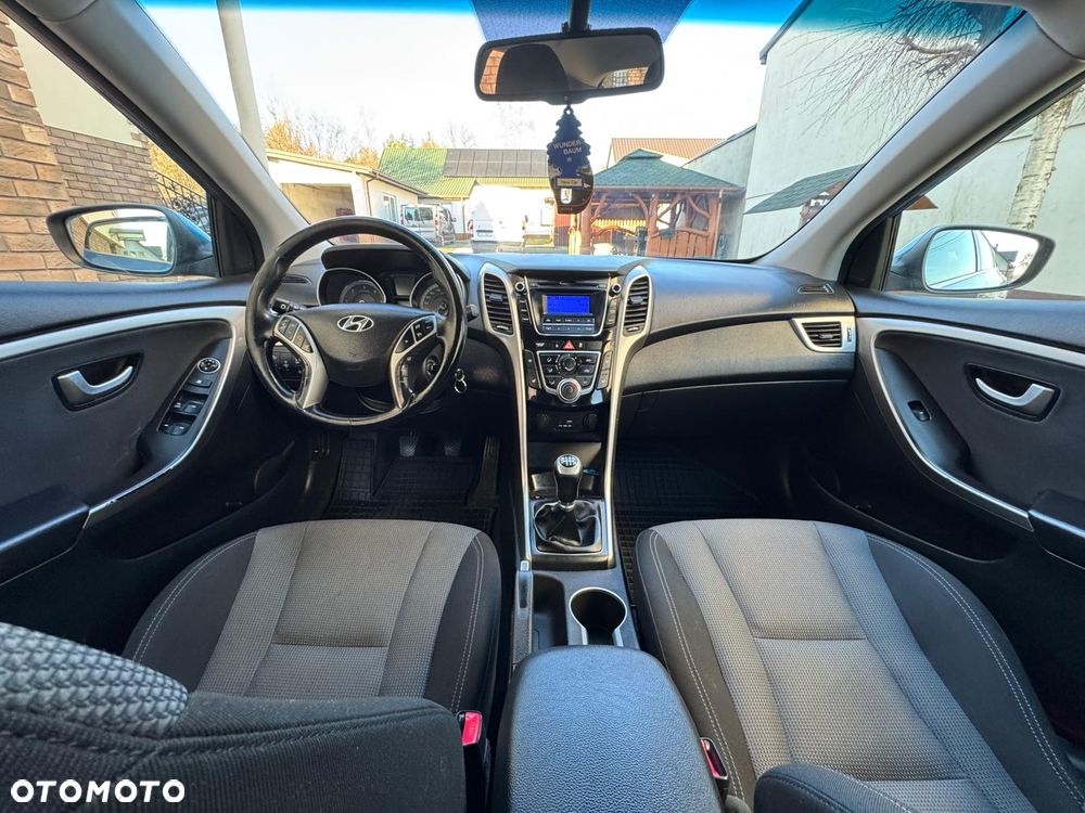 Hyundai i30 1.6 CRDI Intro Edition - 6