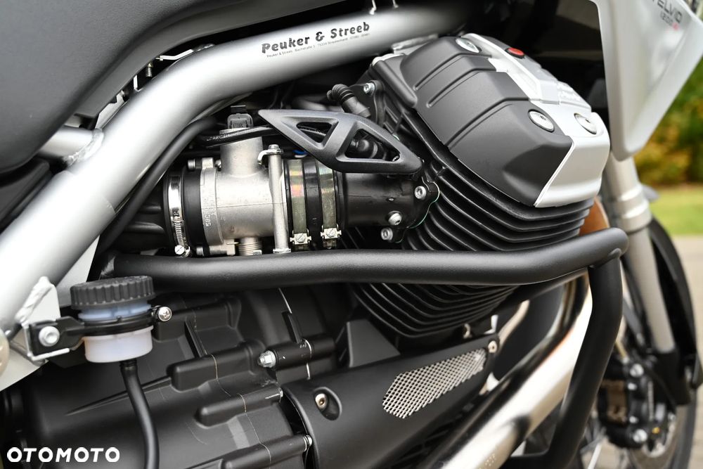 Moto Guzzi Stelvio - 21