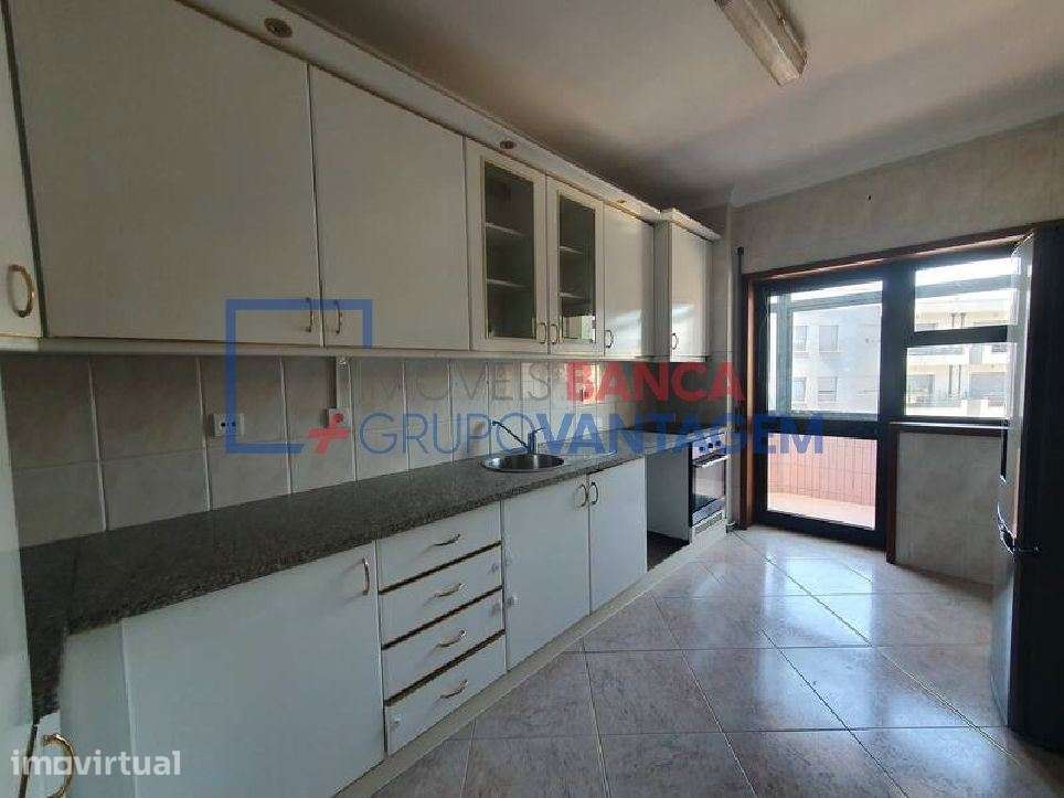 APARTAMENTO T2 C/VARANDA - RIO TINTO, GONDOMAR - Grande imagem: 5/13