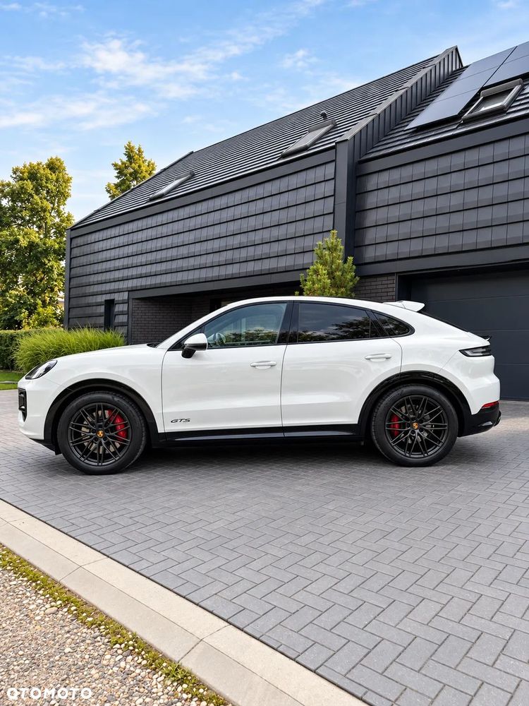 Porsche Cayenne - 8