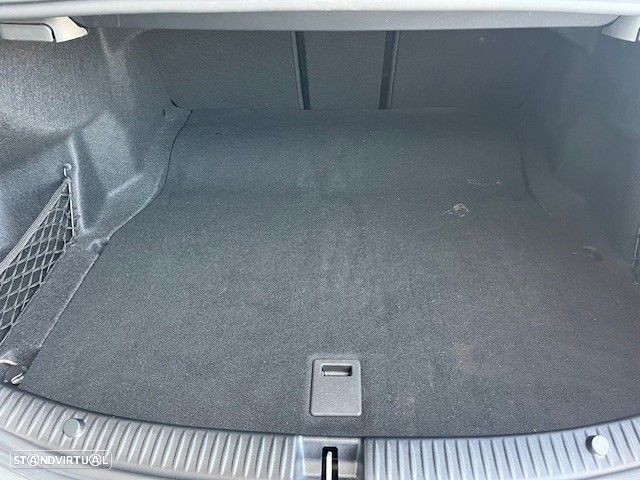 Mercedes-Benz C 200 - 10