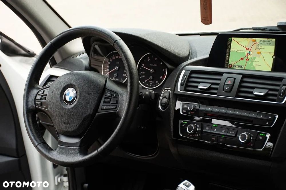 BMW Seria 1 118d Edition M Sport Shadow - 19