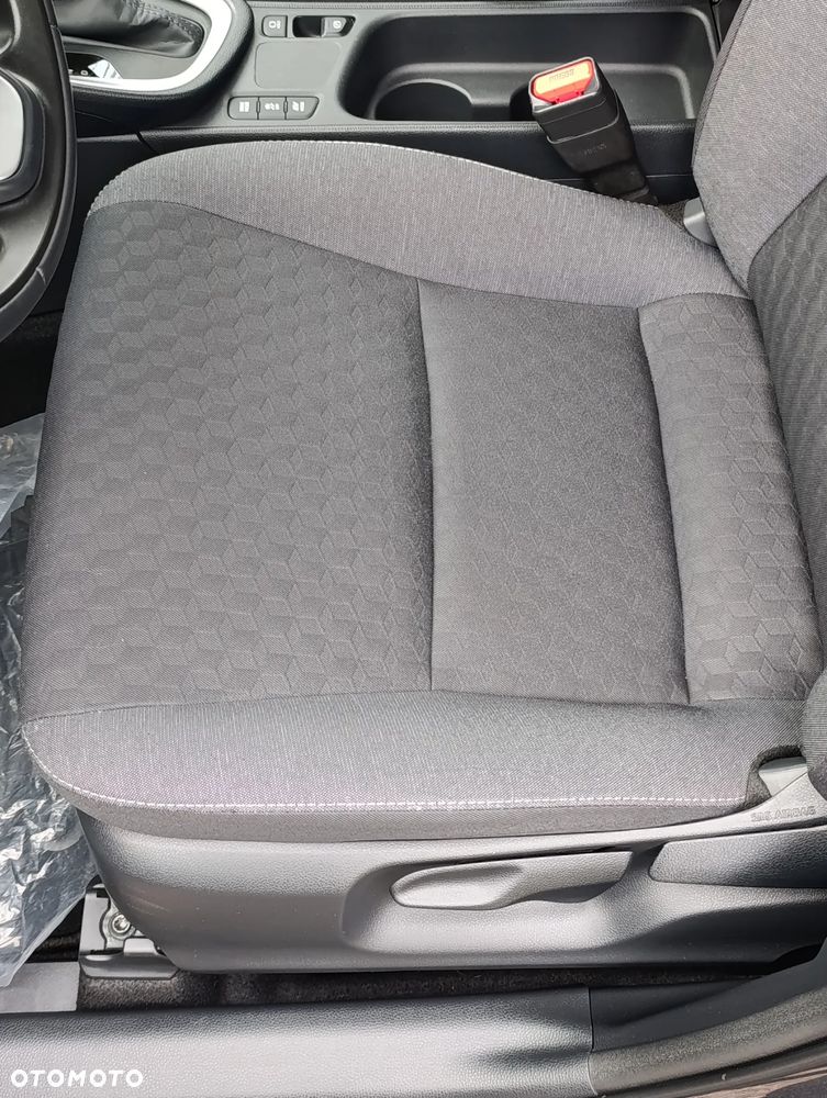 Toyota Yaris Hybrid 1.5 Comfort - 19