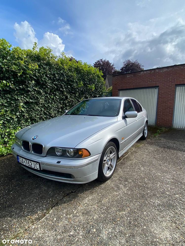 BMW Seria 5 - 1