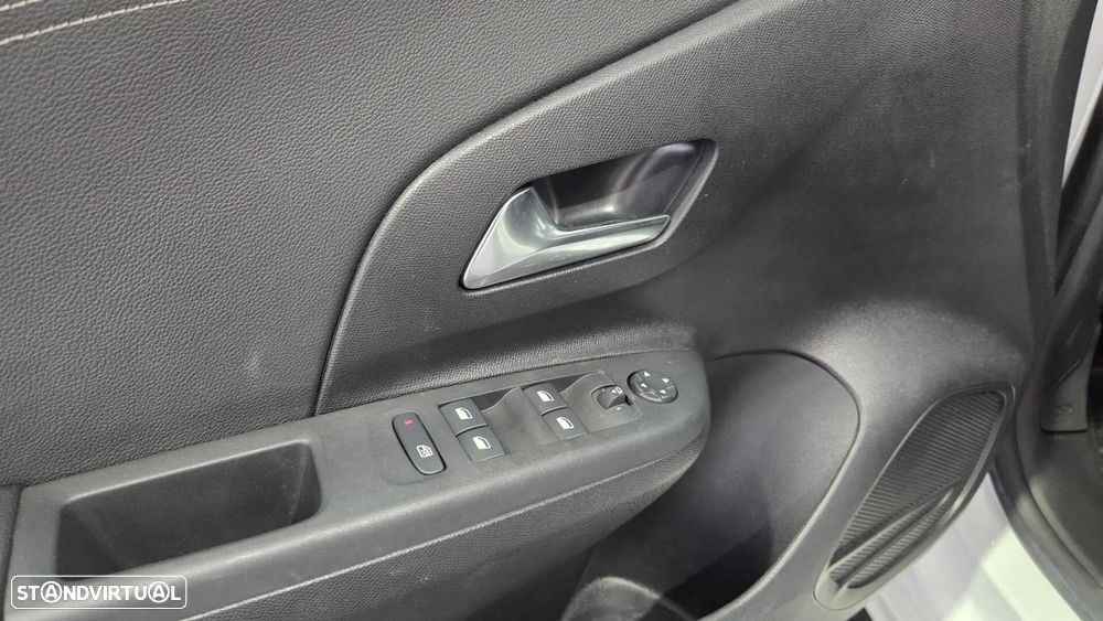 Opel Corsa 1.2 Direct Injection Turbo S&S GS - 37