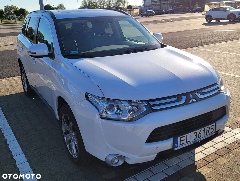 Mitsubishi Outlander 2.2 DID Instyle Navi - 2