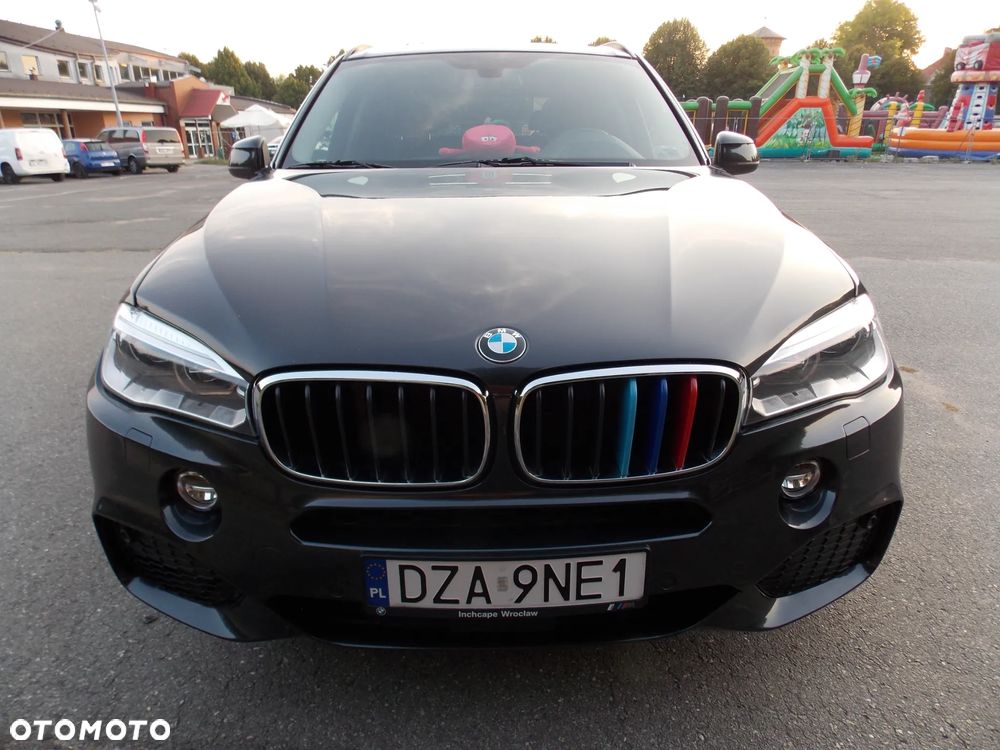 BMW X5 xDrive50i Sport-Aut - 4