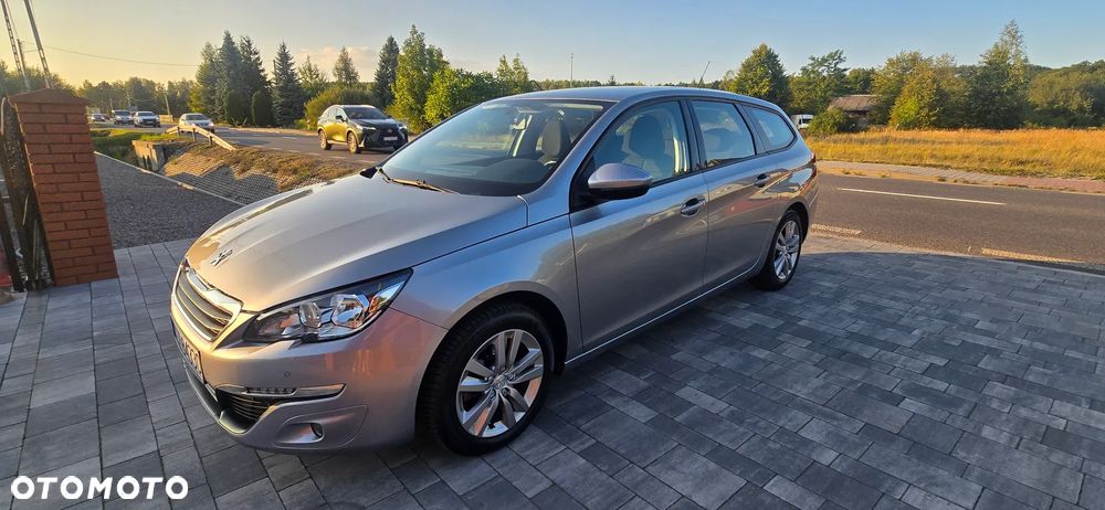 Peugeot 308 1.2 PureTech Allure S&S - 3
