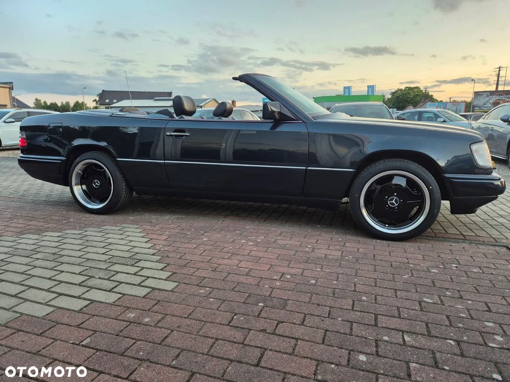 Mercedes-Benz W124 (1984-1993) - 11