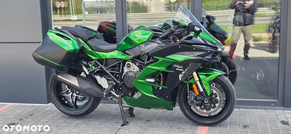 Kawasaki Ninja H2 SX - 3