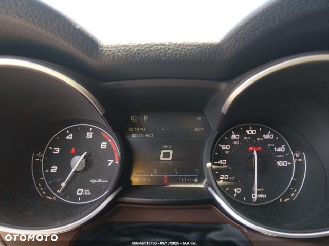 Alfa Romeo Stelvio - 7